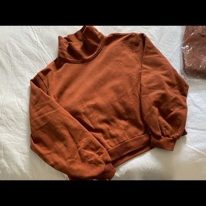 Super Soft Abercrombie Wedge Turtleneck Sweatshirt